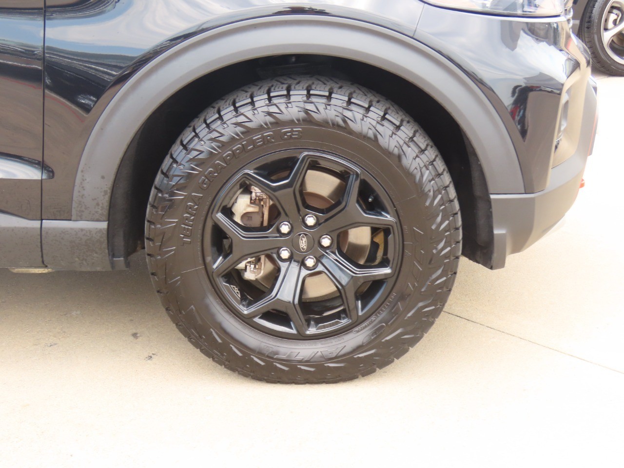 used 2022 Ford Explorer car, priced at $33,999