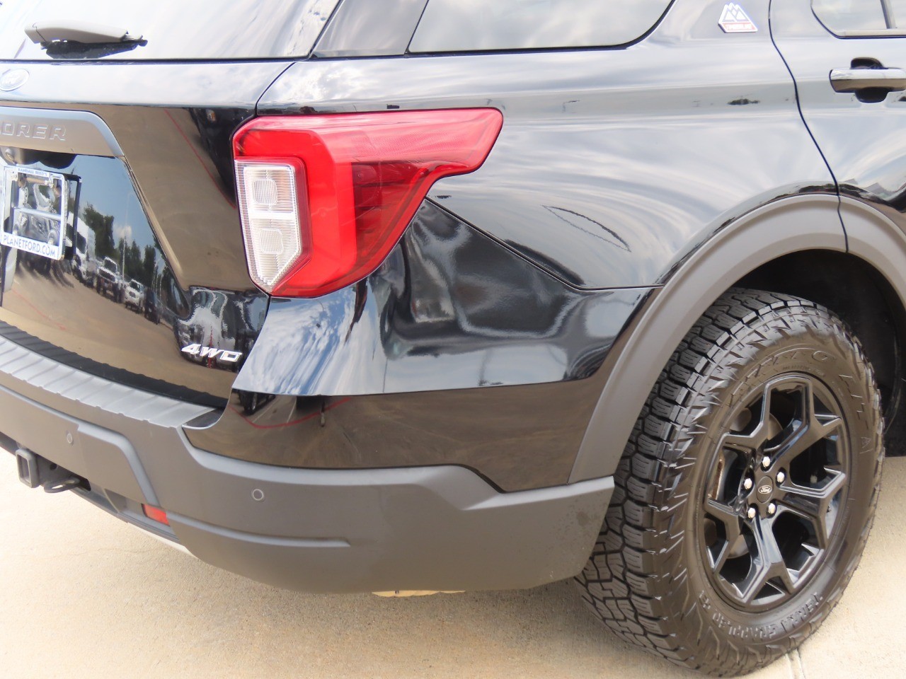used 2022 Ford Explorer car, priced at $33,999