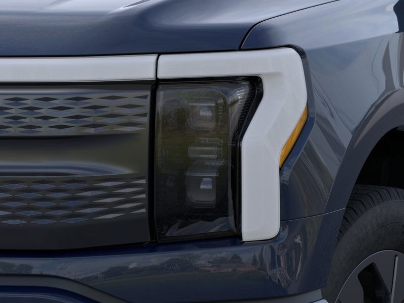 new 2025 Ford F-150 Lightning car