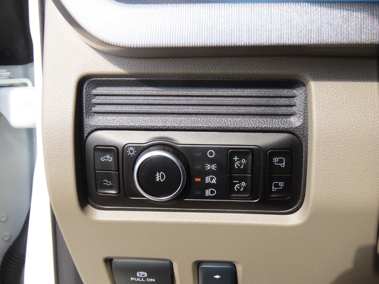 used 2025 Ford Super Duty F-450 DRW car, priced at $105,999