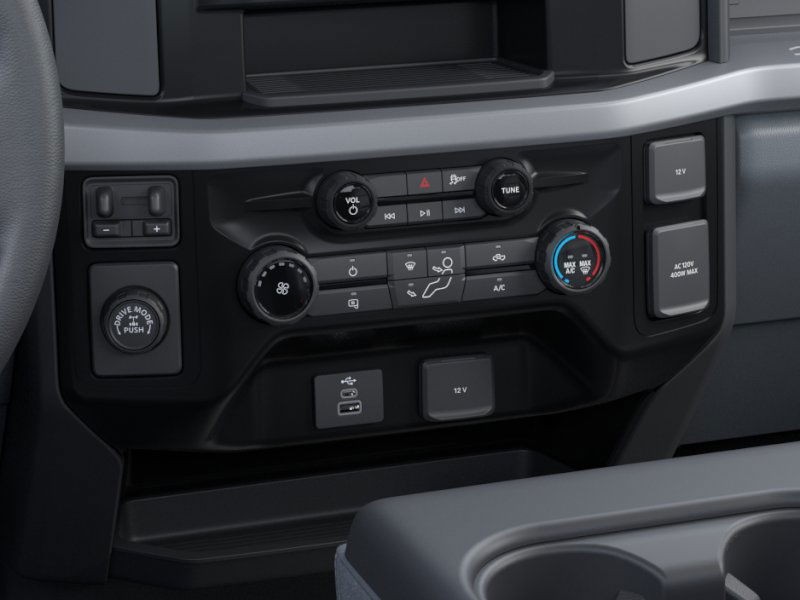 new 2025 Ford Super Duty F-250 SRW car, priced at $49,640