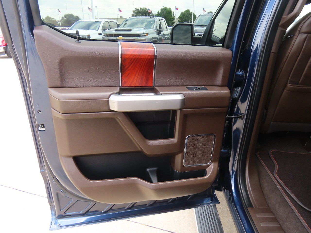 used 2020 Ford F-150 car, priced at $36,999