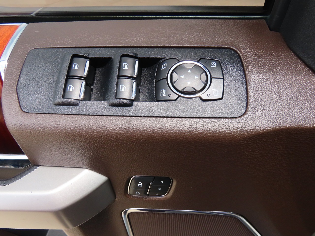 used 2020 Ford F-150 car, priced at $36,999