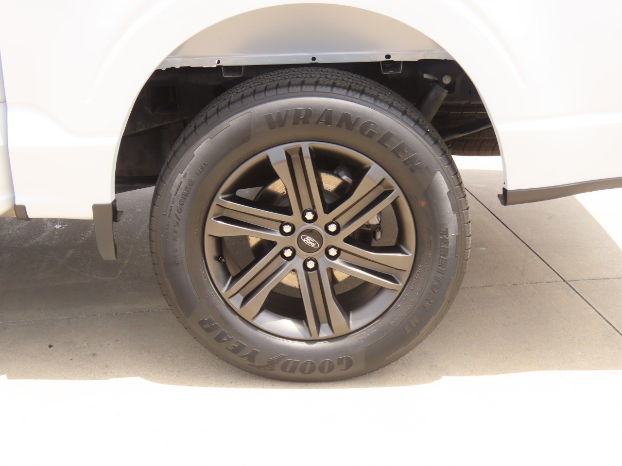 used 2022 Ford F-150 car, priced at $34,999