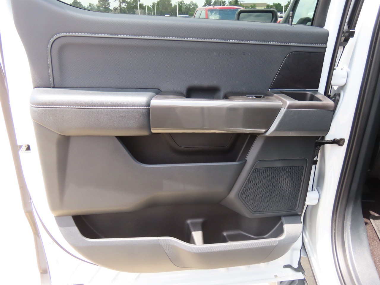 used 2022 Ford F-150 car, priced at $34,999