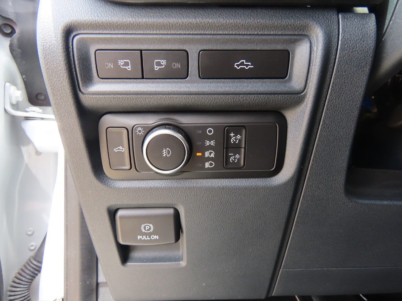 used 2022 Ford F-150 car, priced at $34,999