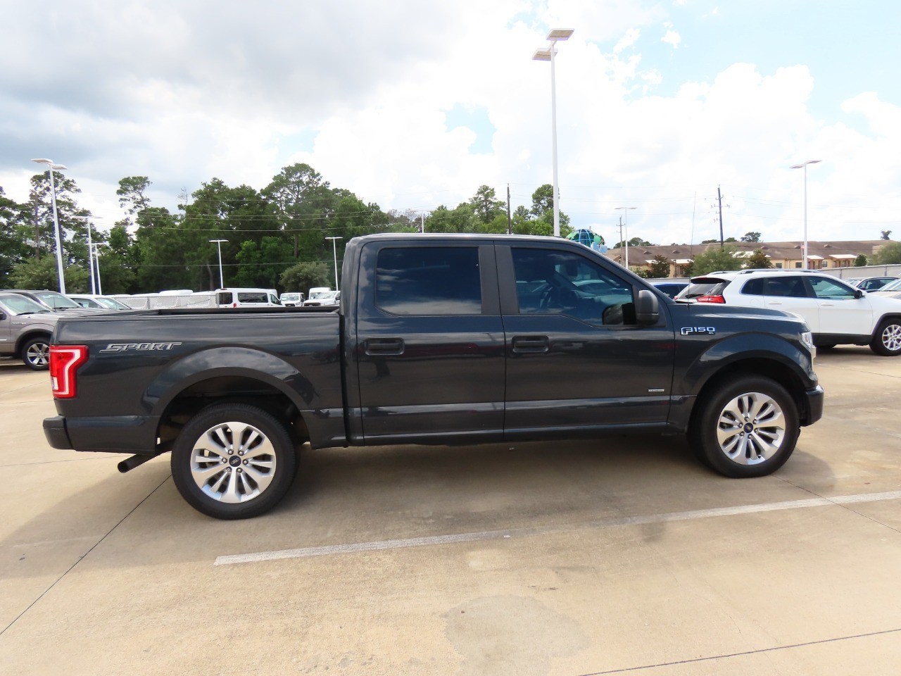 used 2016 Ford F-150 car, priced at $9,999