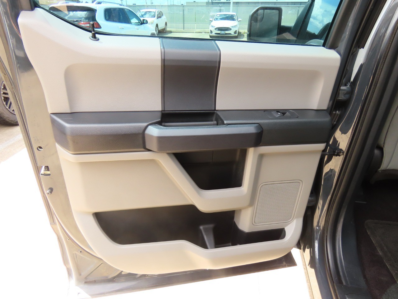 used 2016 Ford F-150 car, priced at $9,999