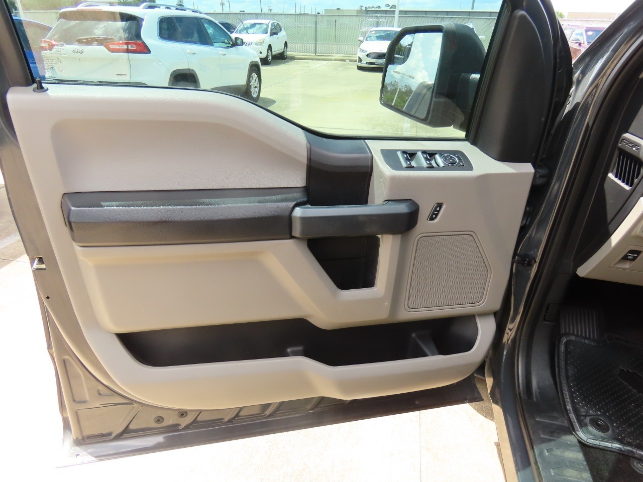 used 2016 Ford F-150 car, priced at $9,999