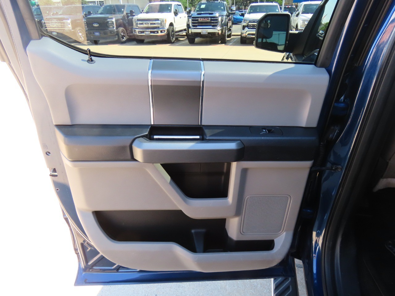 used 2016 Ford F-150 car, priced at $16,999