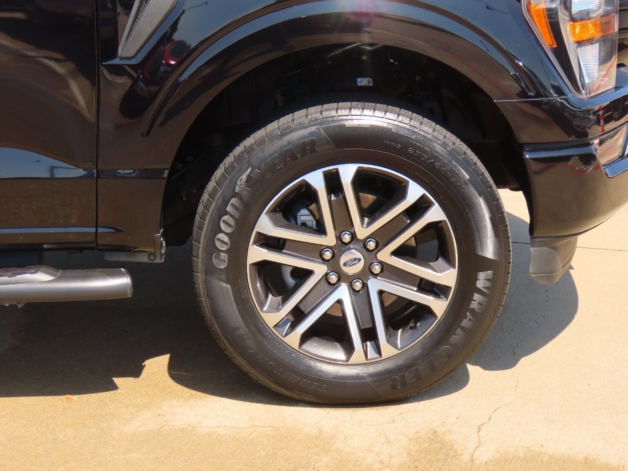 used 2023 Ford F-150 car, priced at $34,999