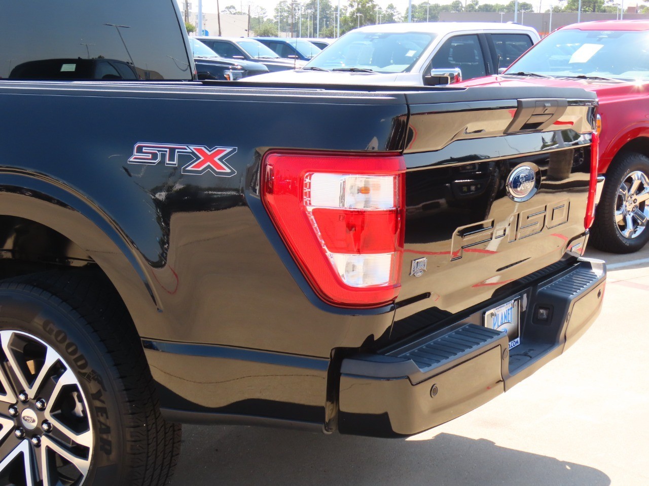 used 2023 Ford F-150 car, priced at $34,999