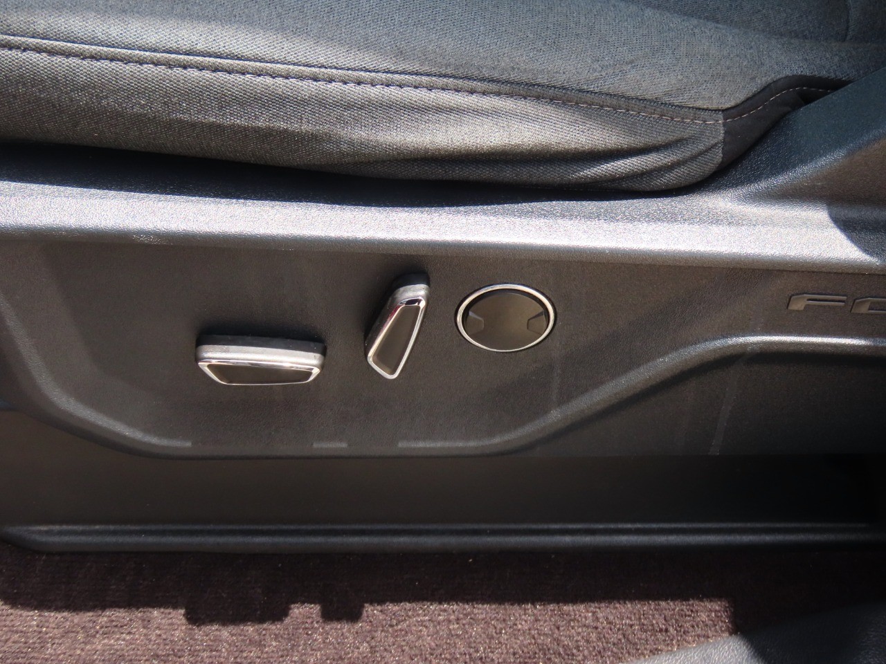 used 2021 Ford F-150 car, priced at $35,999
