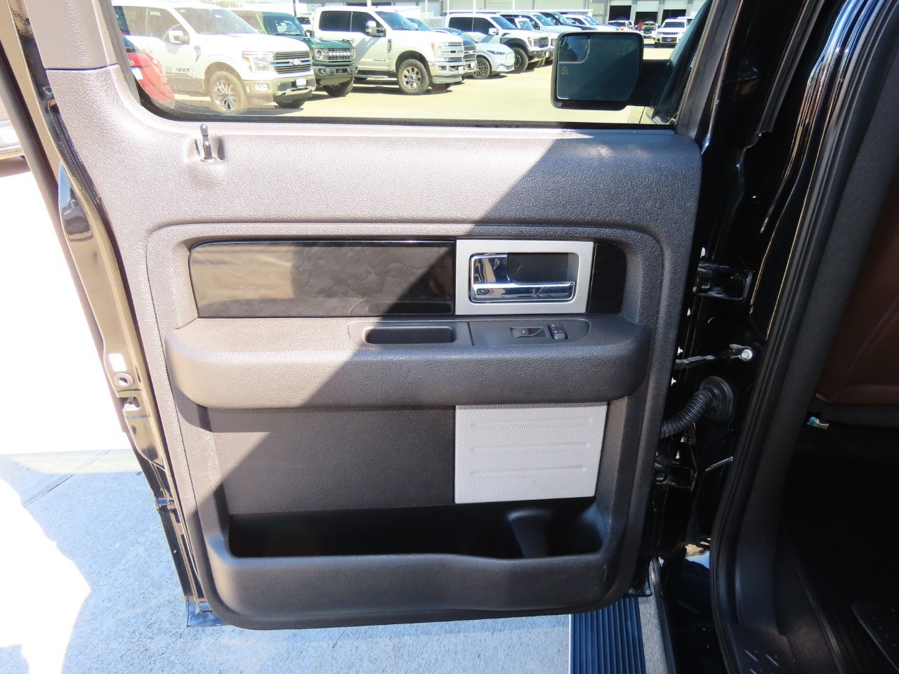 used 2011 Ford F-150 car, priced at $10,999