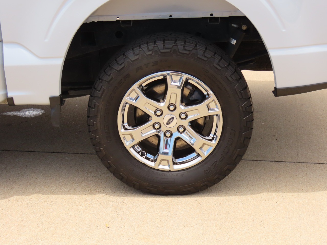 used 2022 Ford F-150 car, priced at $41,999