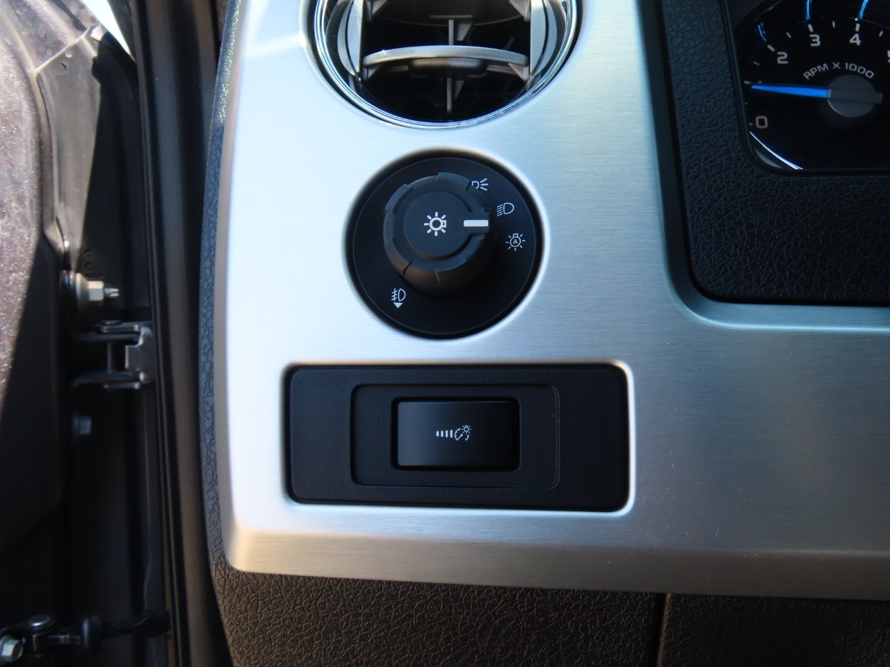 used 2013 Ford F-150 car, priced at $19,999