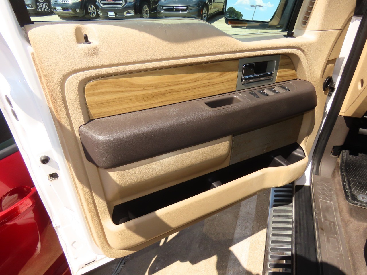 used 2011 Ford F-150 car, priced at $10,999