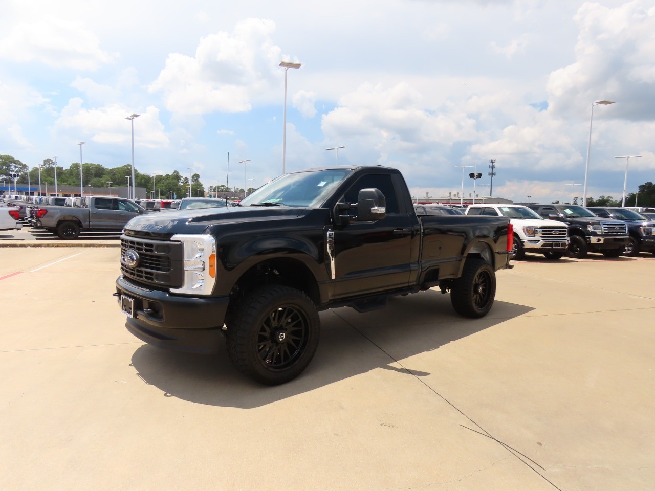 used 2023 Ford Super Duty F-350 SRW car, priced at $49,336