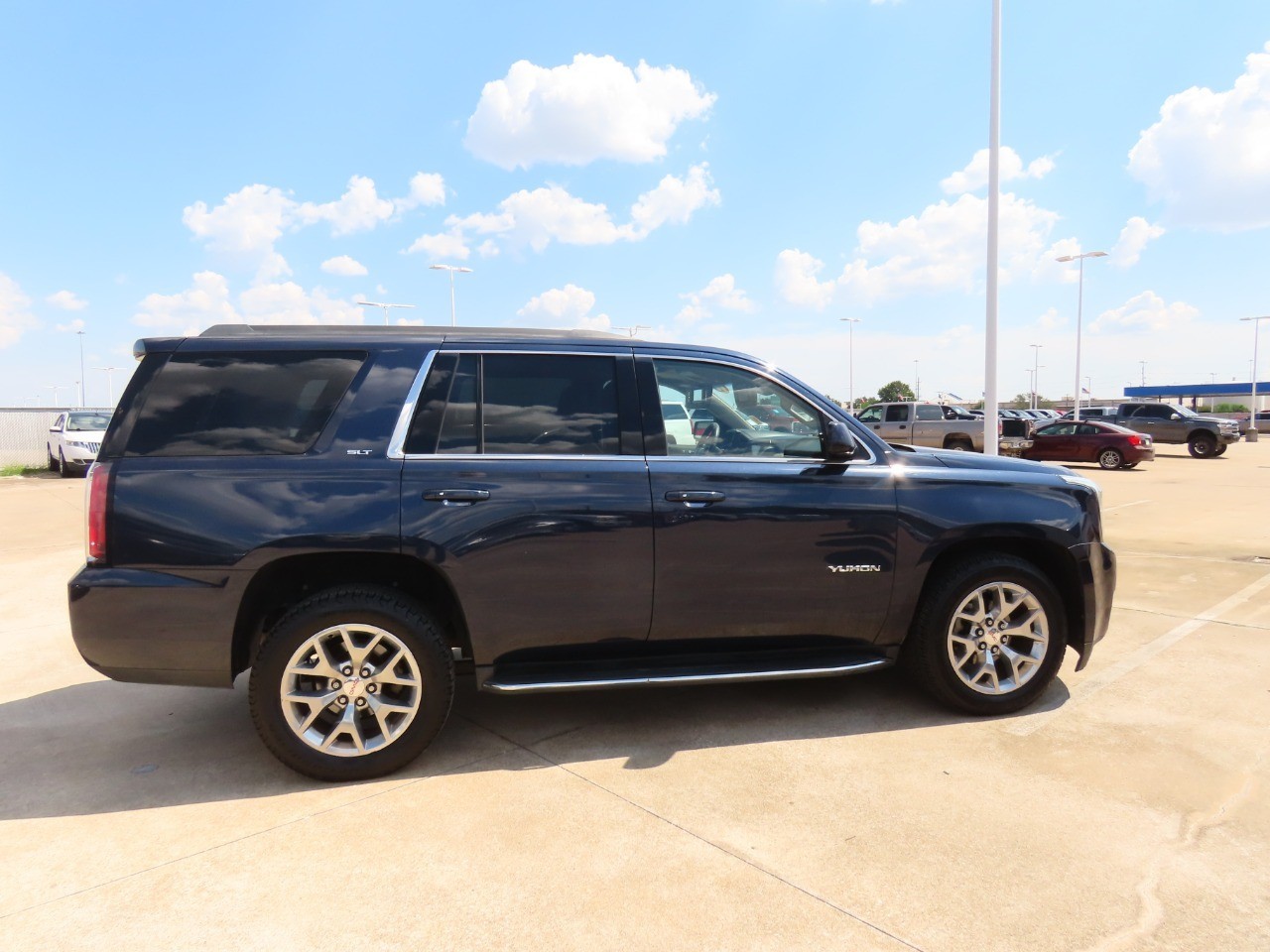 used 2017 GMC Yukon car, priced at $19,999