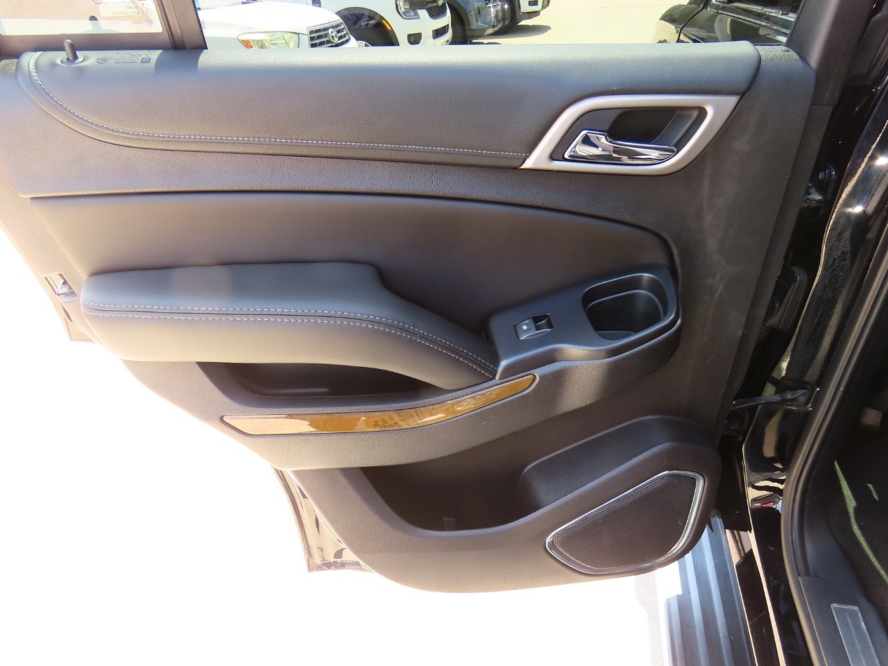 used 2017 GMC Yukon car, priced at $22,999