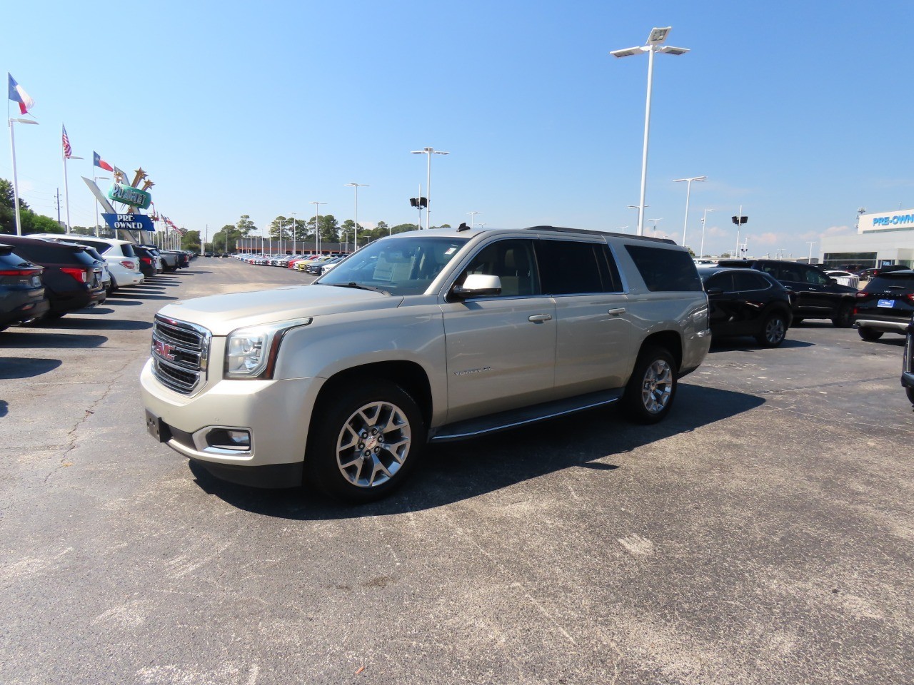 used 2015 GMC Yukon XL car, priced at $18,999