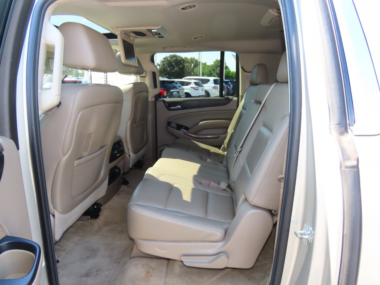 used 2015 GMC Yukon XL car, priced at $18,999