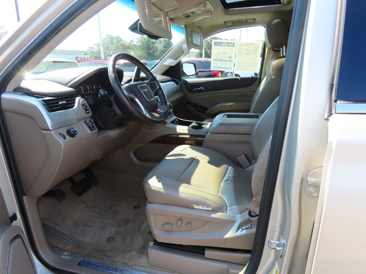 used 2015 GMC Yukon XL car, priced at $18,999