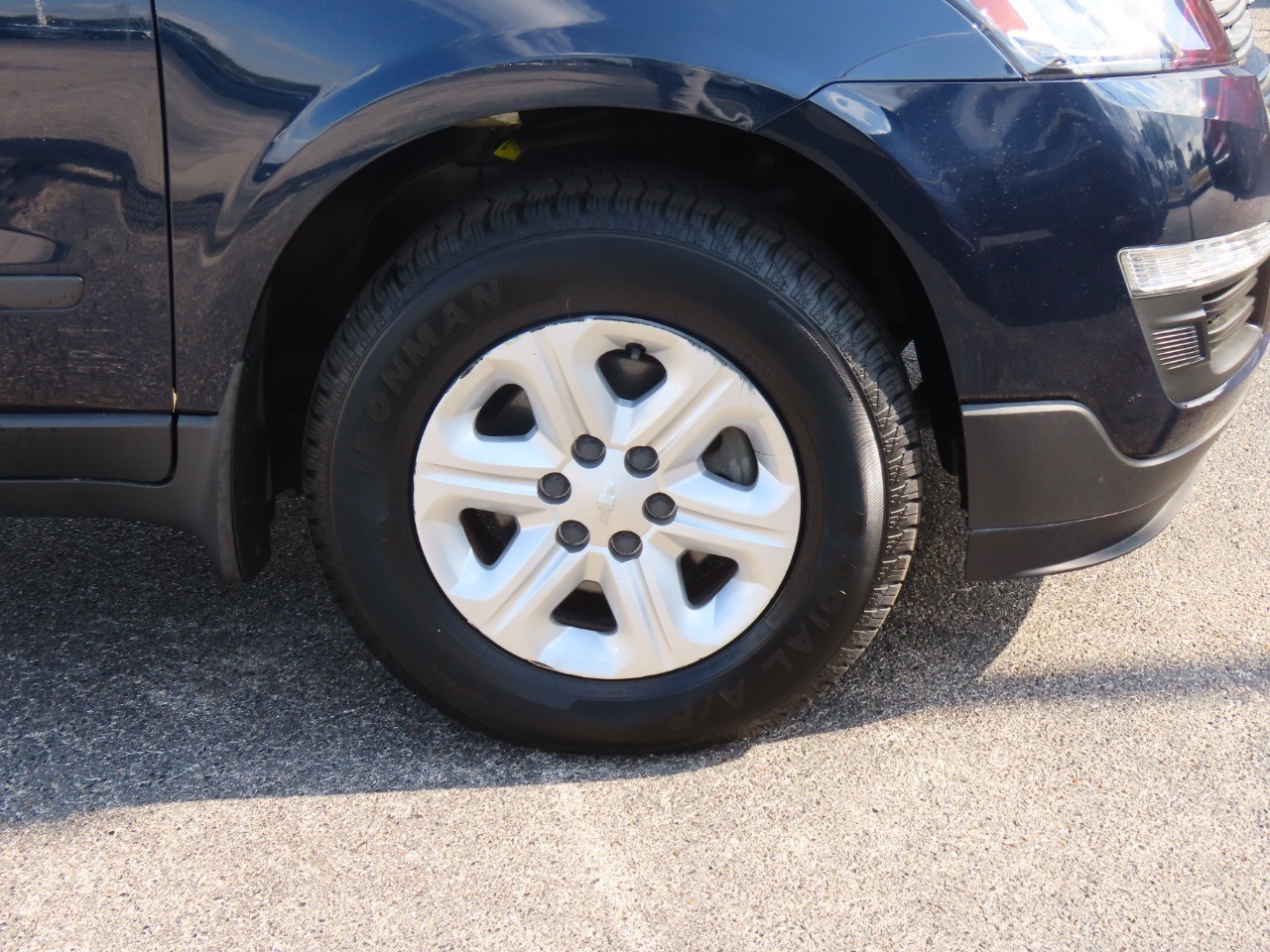 used 2015 Chevrolet Traverse car, priced at $8,999