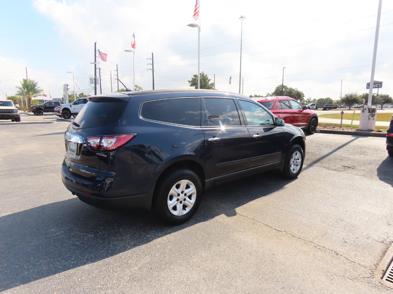 used 2015 Chevrolet Traverse car, priced at $8,999