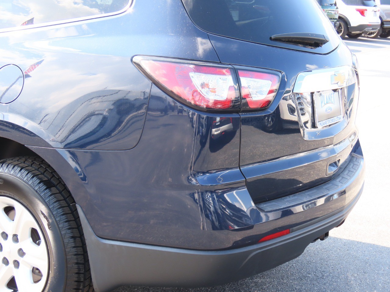 used 2015 Chevrolet Traverse car, priced at $8,999