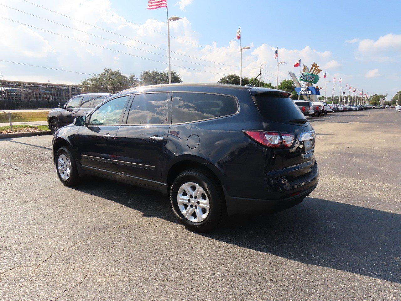 used 2015 Chevrolet Traverse car, priced at $8,999