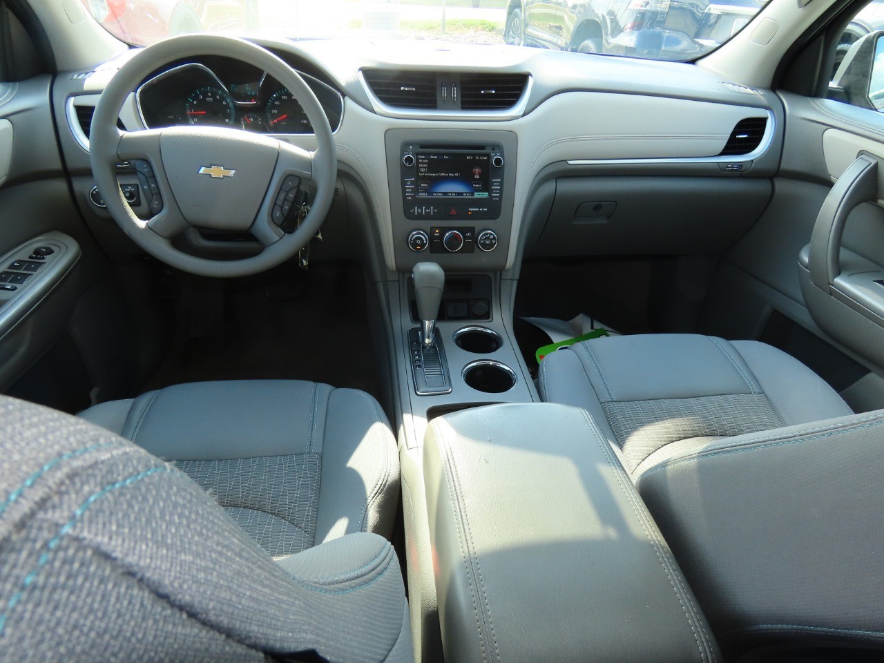 used 2015 Chevrolet Traverse car, priced at $8,999