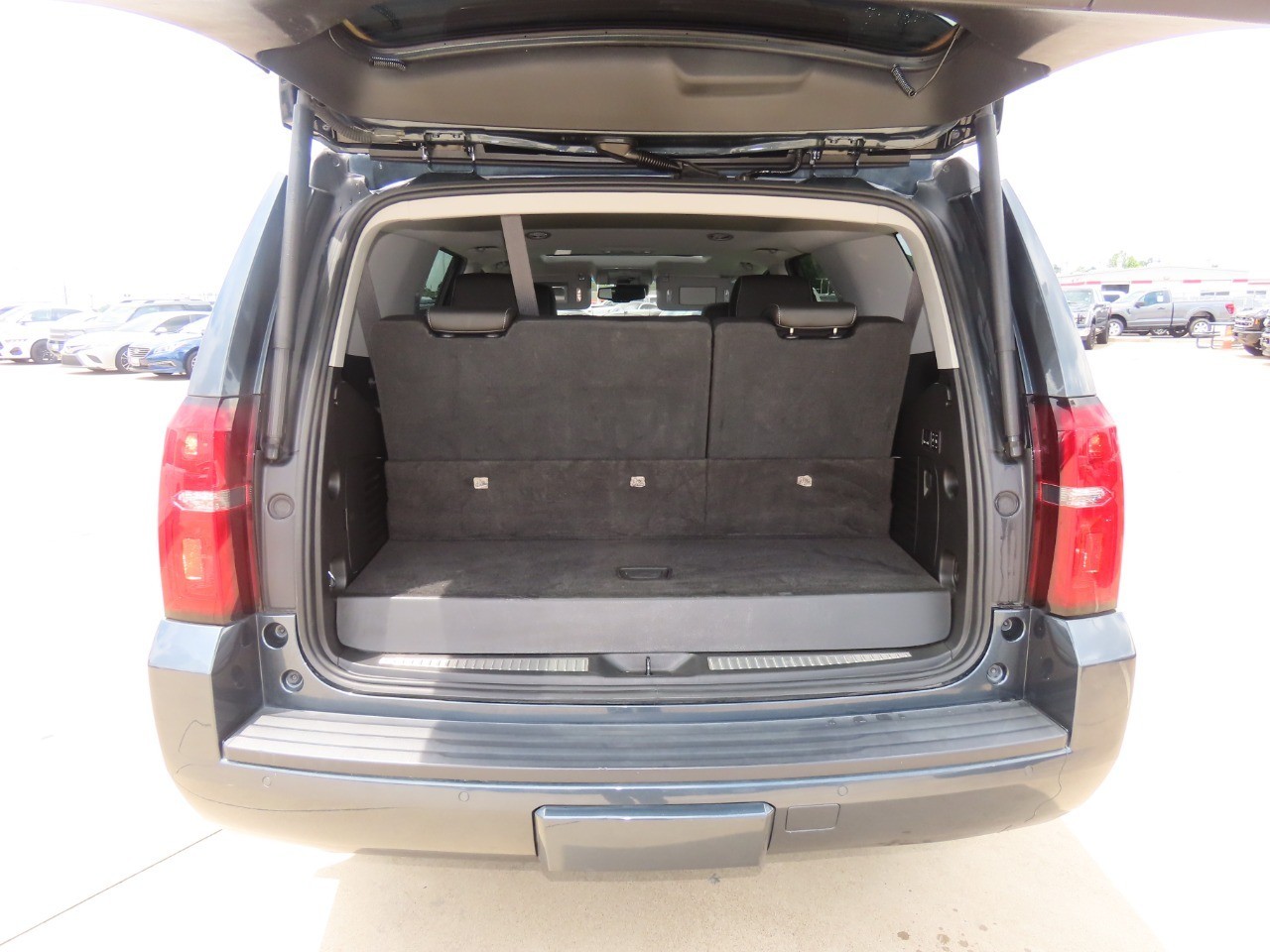 used 2020 Chevrolet Tahoe car, priced at $34,999