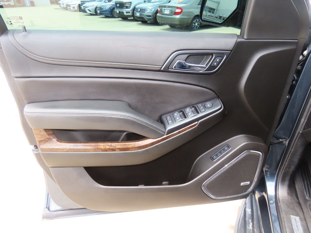 used 2020 Chevrolet Tahoe car, priced at $34,999