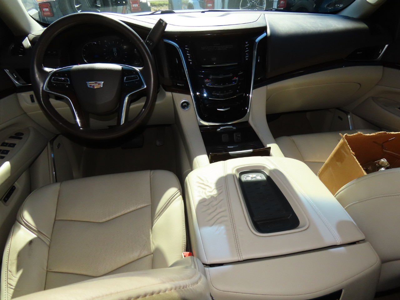 used 2017 Cadillac Escalade ESV car, priced at $15,999