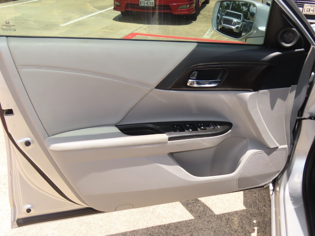 used 2013 Honda Accord car, priced at $9,999