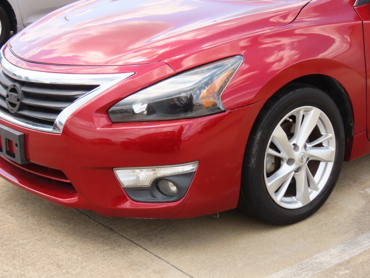 used 2014 Nissan Altima car, priced at $7,999