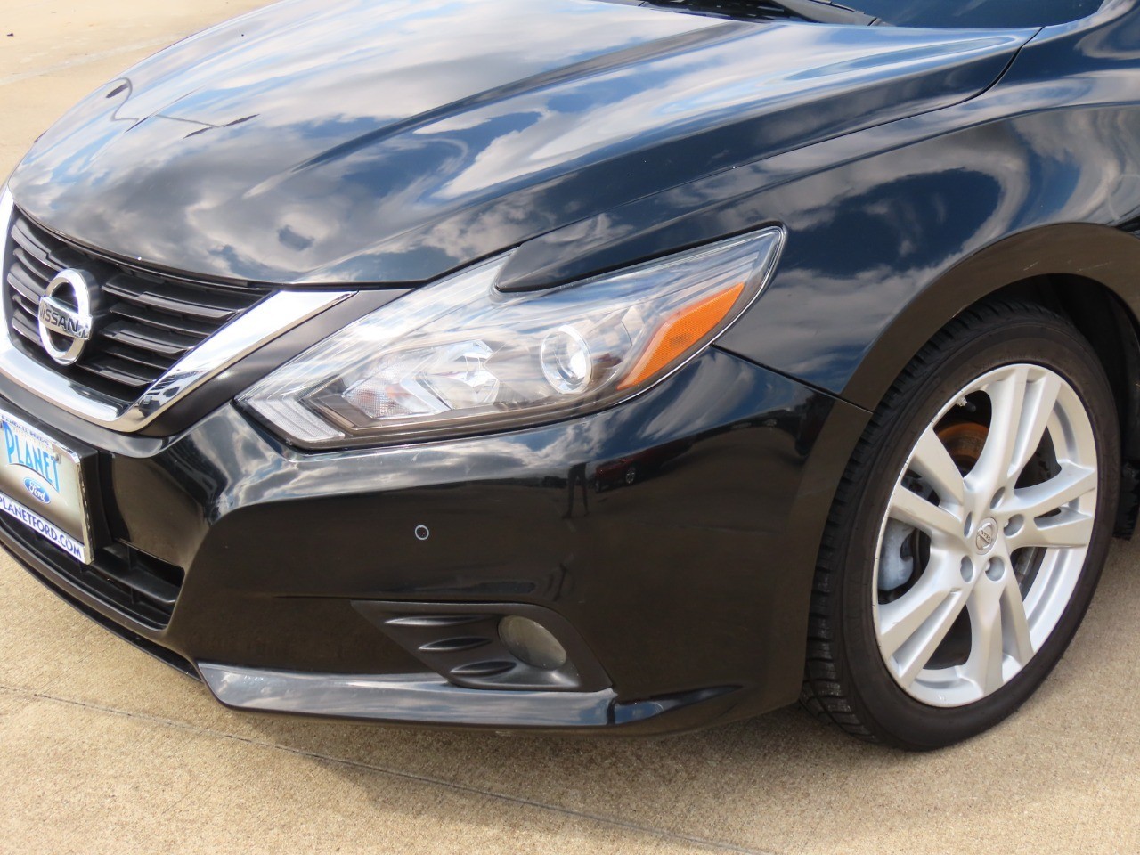 used 2016 Nissan Altima car