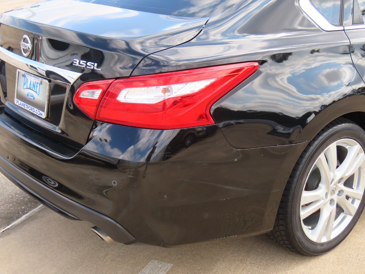 used 2016 Nissan Altima car