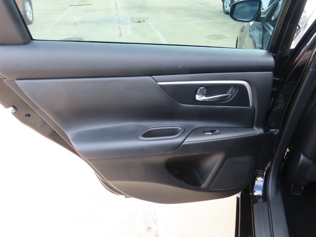 used 2016 Nissan Altima car