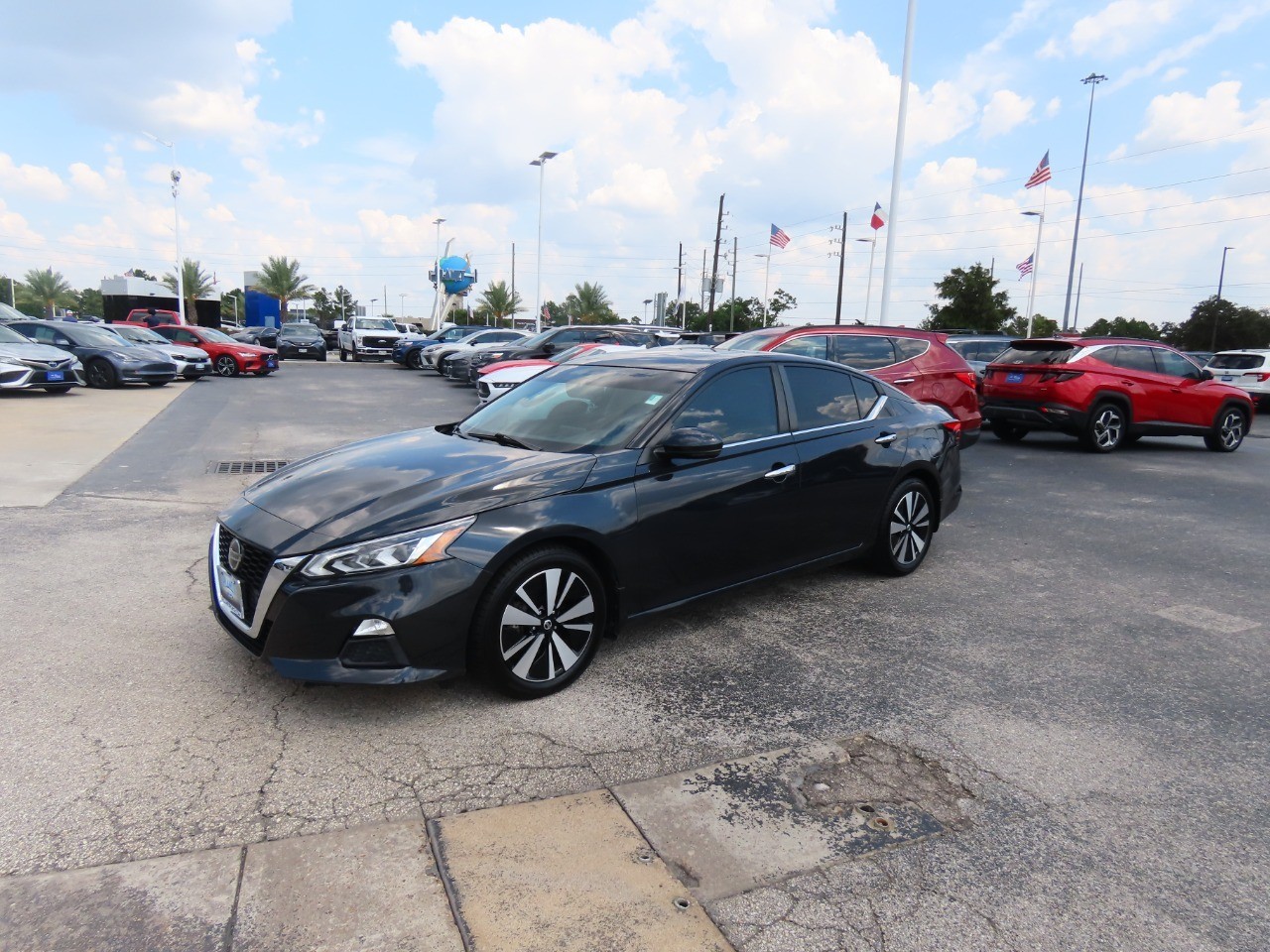 used 2021 Nissan Altima car, priced at $20,999