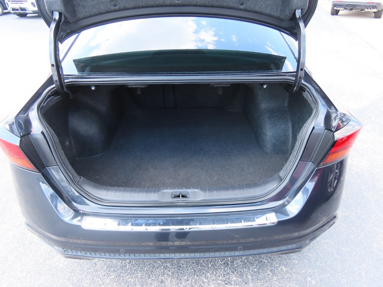 used 2021 Nissan Altima car, priced at $20,999