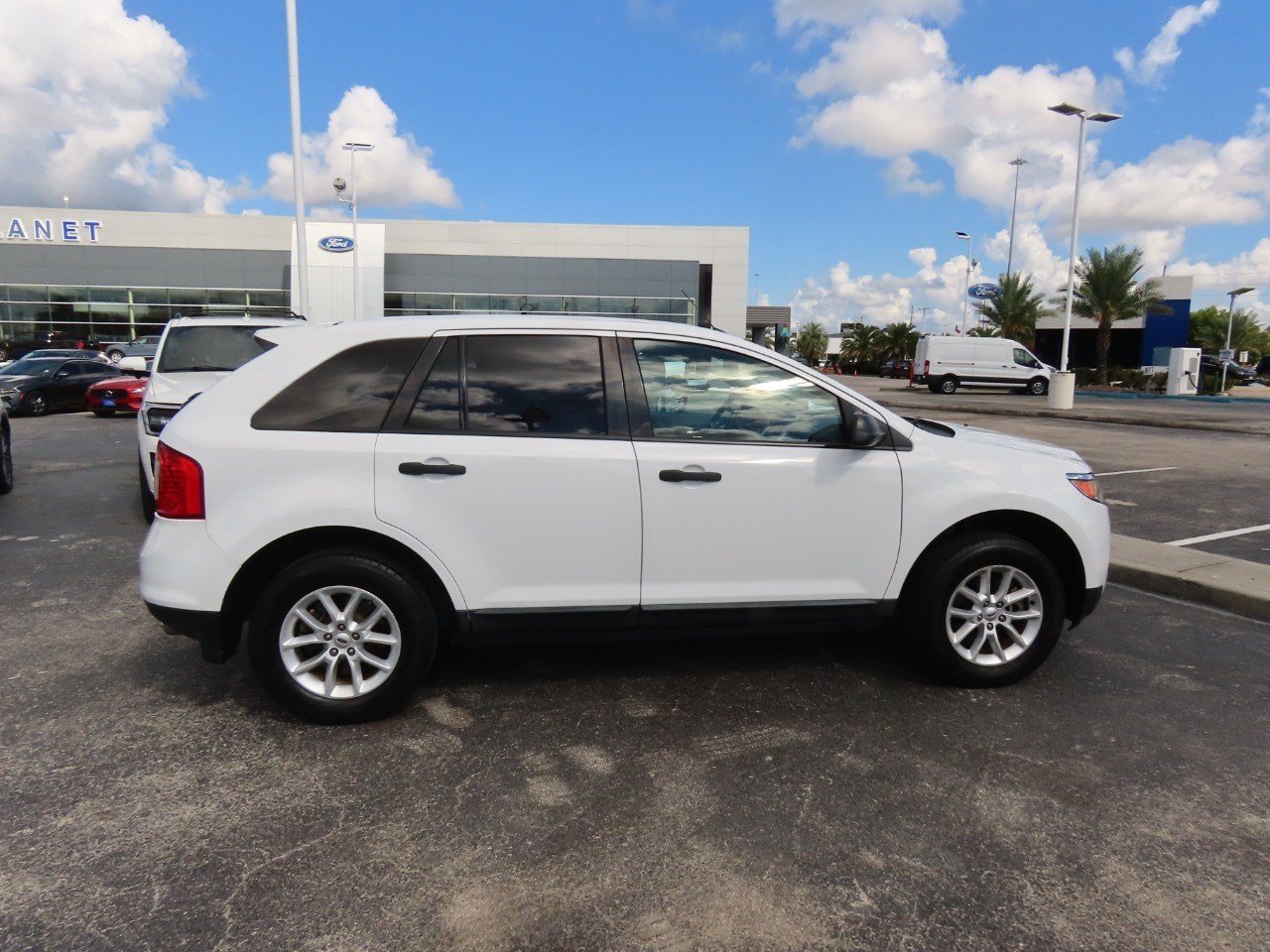 used 2014 Ford Edge car, priced at $8,999