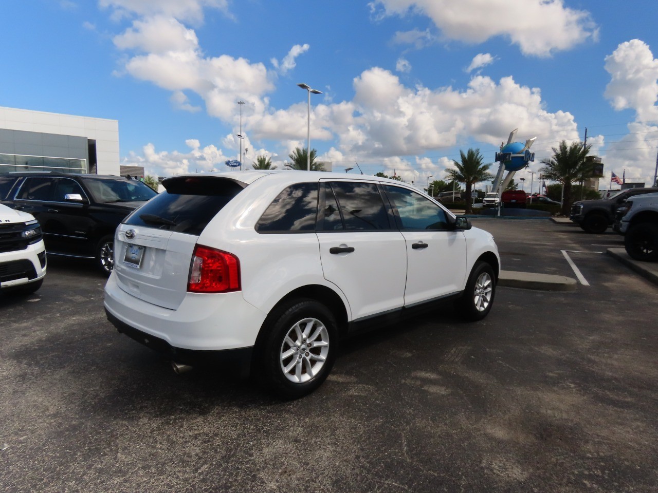 used 2014 Ford Edge car, priced at $8,999