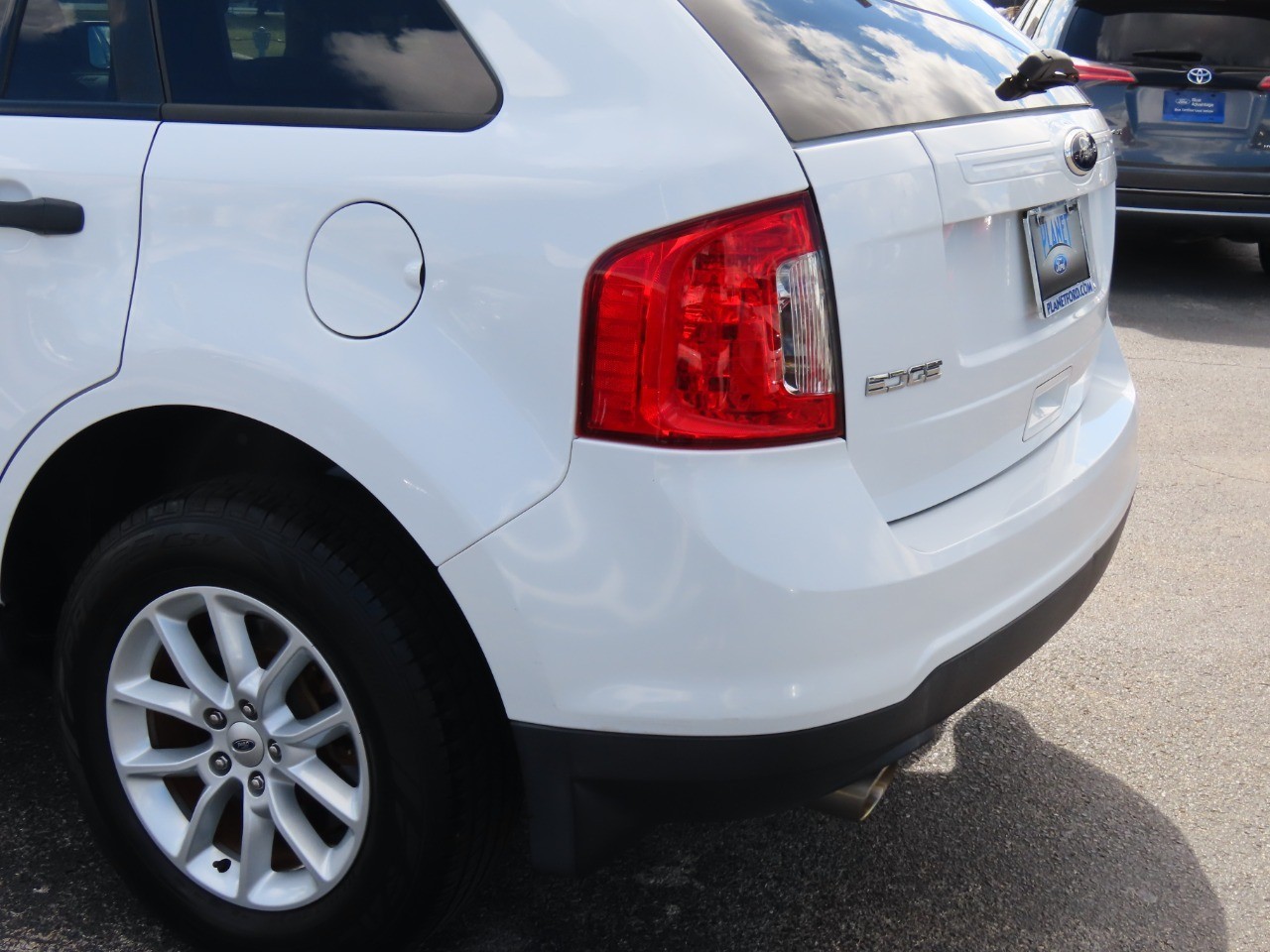 used 2014 Ford Edge car, priced at $8,999