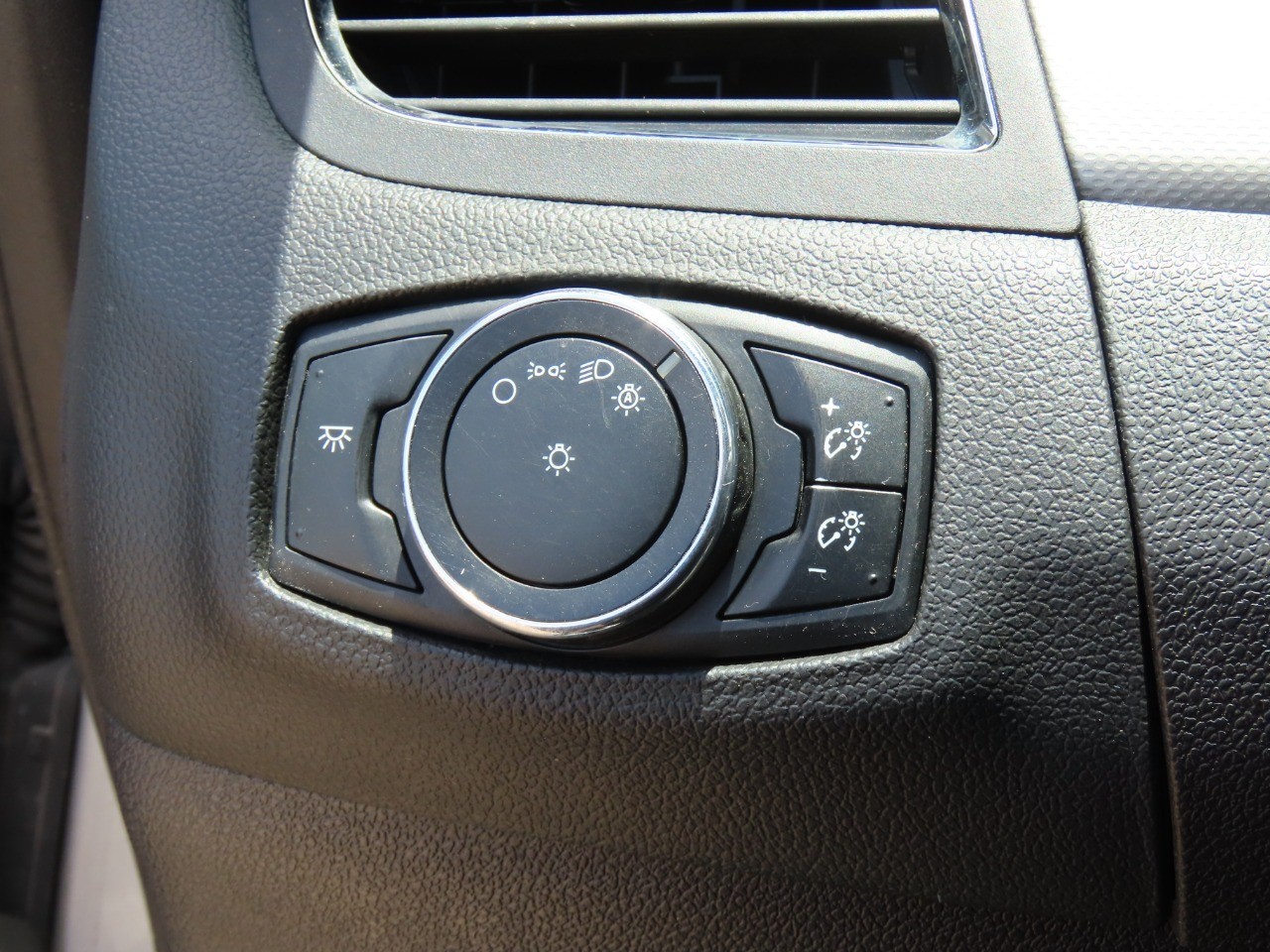 used 2014 Ford Edge car, priced at $7,999