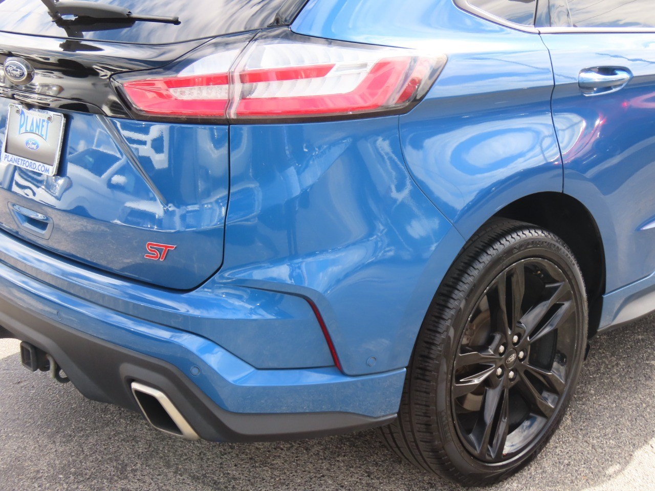 used 2019 Ford Edge car, priced at $22,999