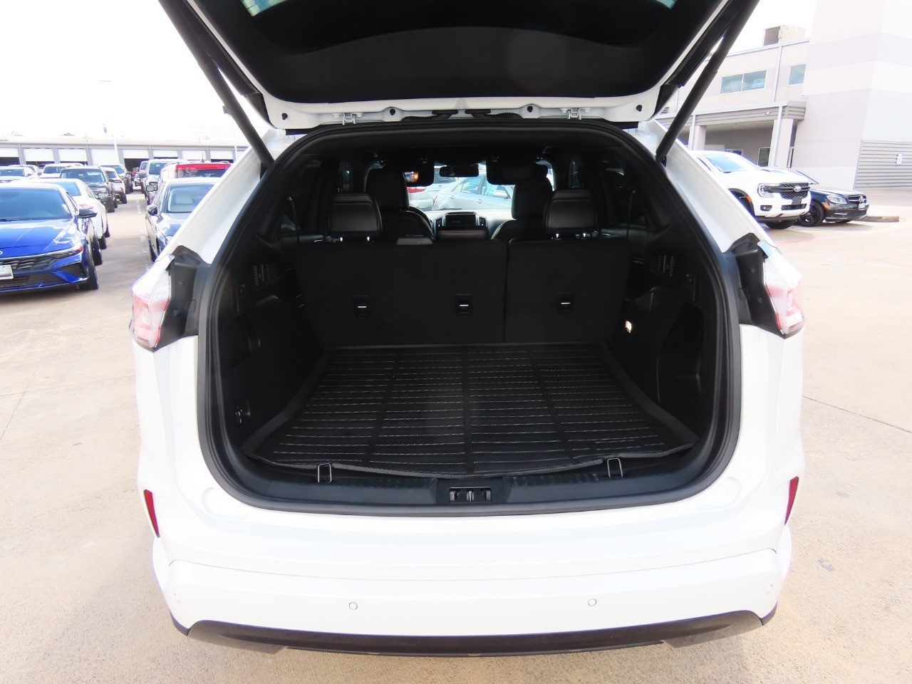 used 2024 Ford Edge car, priced at $32,999