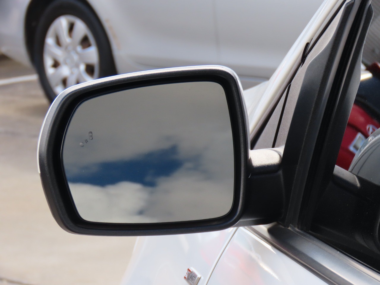 used 2024 Ford Edge car, priced at $32,999