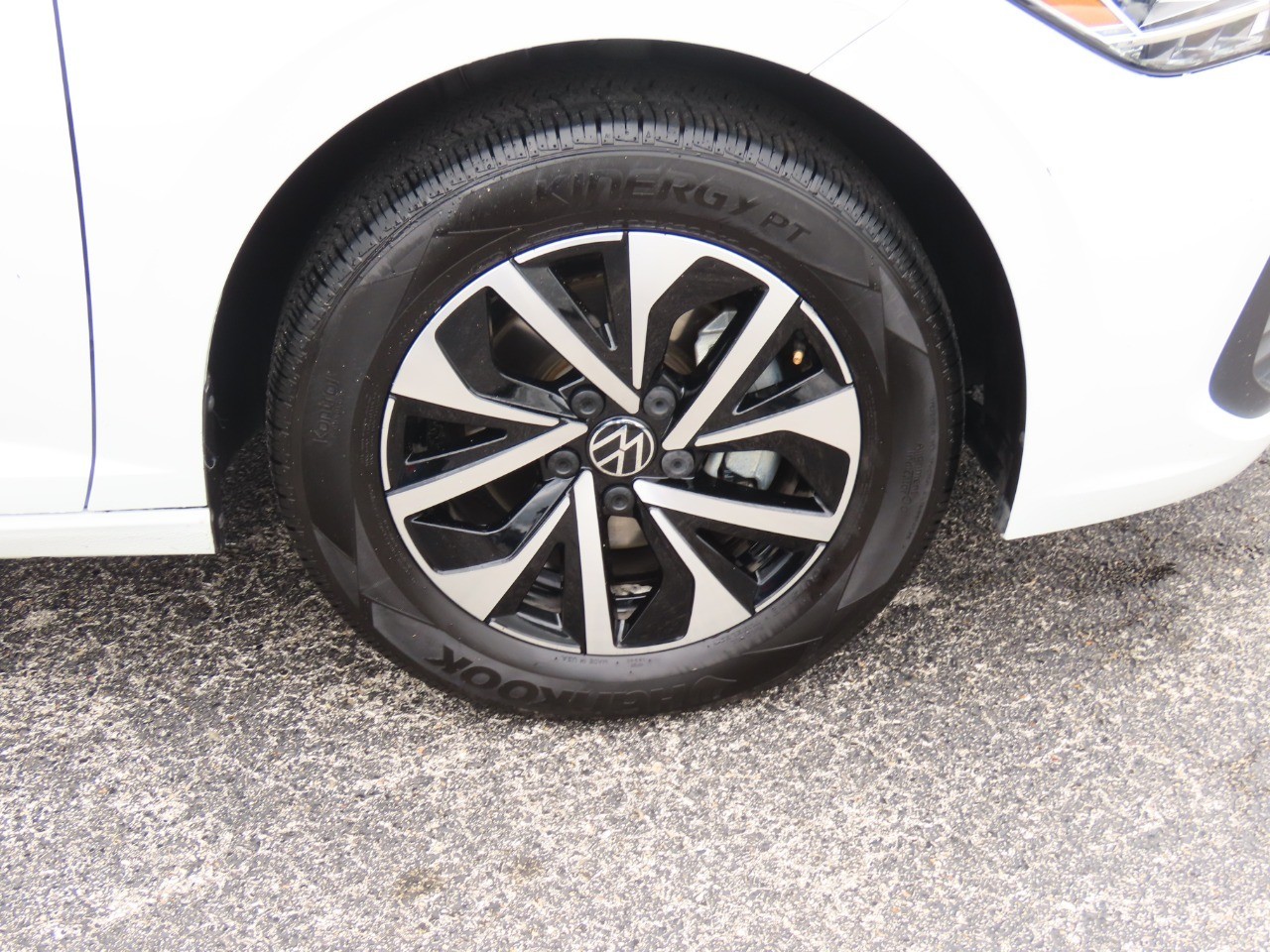 used 2024 Volkswagen Jetta car, priced at $18,999
